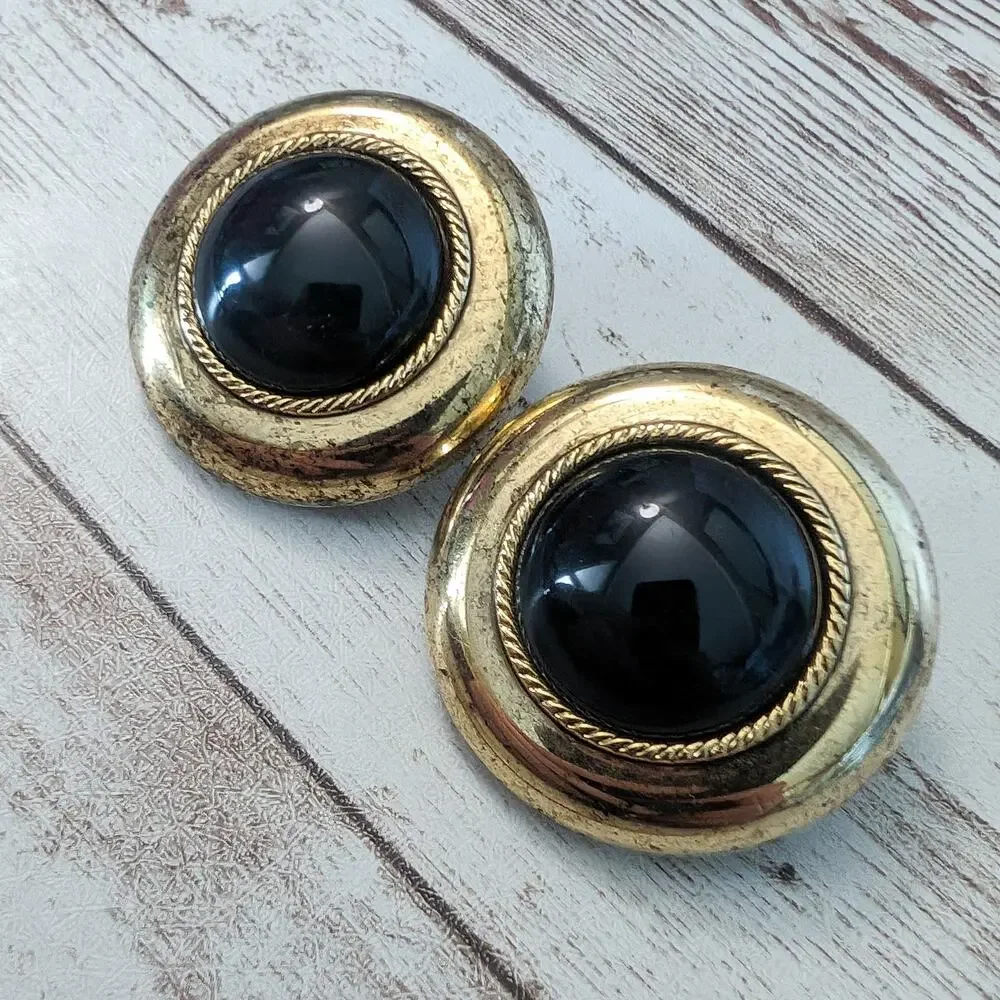 Vintage clip earrings